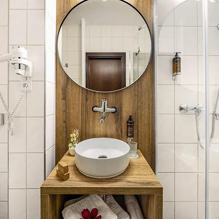 Park Hotel Piest'any