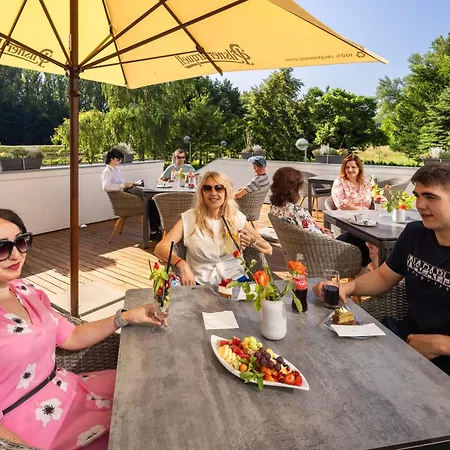 Park Hotel