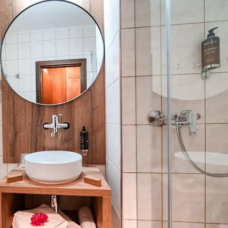 Park Hotel Piest'any