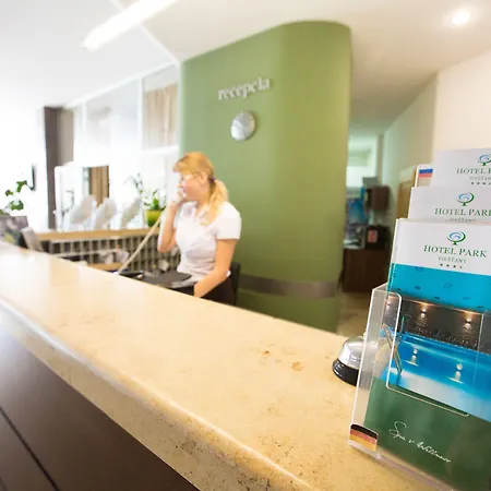 公园酒店 酒店 4*