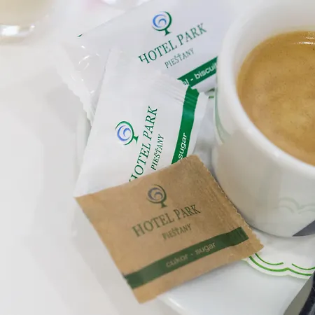 酒店 公园酒店 4*