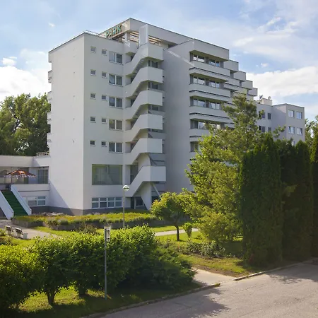 Park Hotel 4*