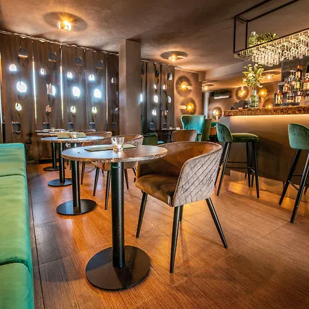 Park Hotel 4*