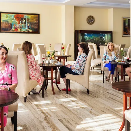Park Hotel Piest'any