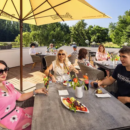 Park Hotel 4*